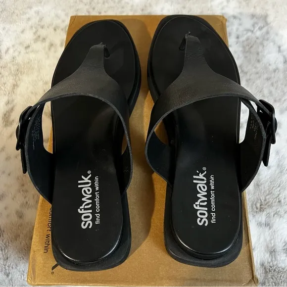 NIB SoftWalk Black Leather Kisi Sandals Slip-On Thongs sz 9.5 Wide