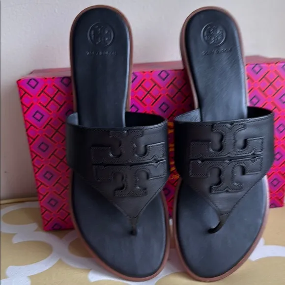 NIB Tory Burch Weston Full Logo Thong Sandals, Black Leather size 11