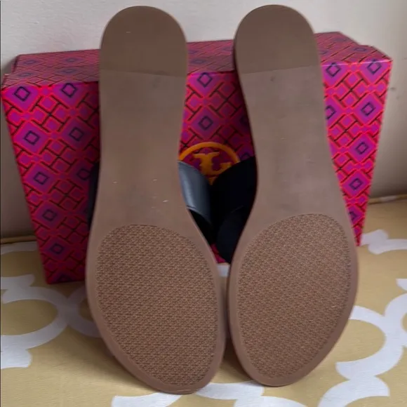NIB Tory Burch Weston Full Logo Thong Sandals, Black Leather size 11