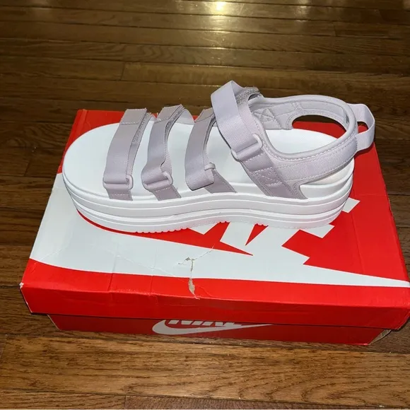 Nike Icon Classic Platform Sandals Sporty Platinum Violet -Sail Women’s Size 10