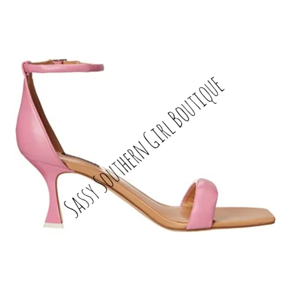 🆕⭐Nine West pink kitten heel sandals