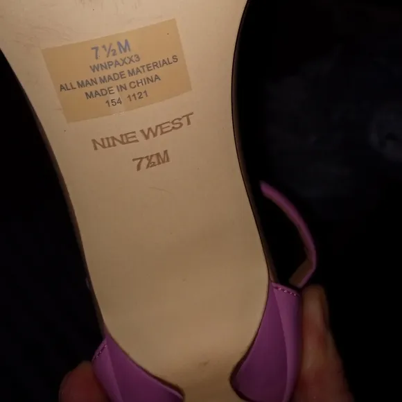 🆕⭐Nine West pink kitten heel sandals