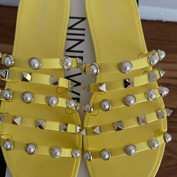 NINE WEST - WOMEN’S YELLOW CARIANA JELLY SANDALS