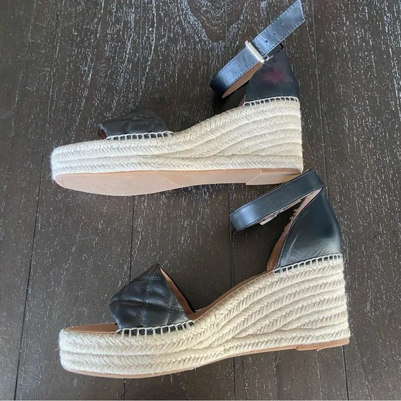 Nordstrom Carmen Black Leather Slip On Buckle Ankle Strap Wedge‎ Sandals 9.5