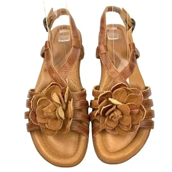 Nurture sandals size 6 brown leather floral comfort walking coastalgranny