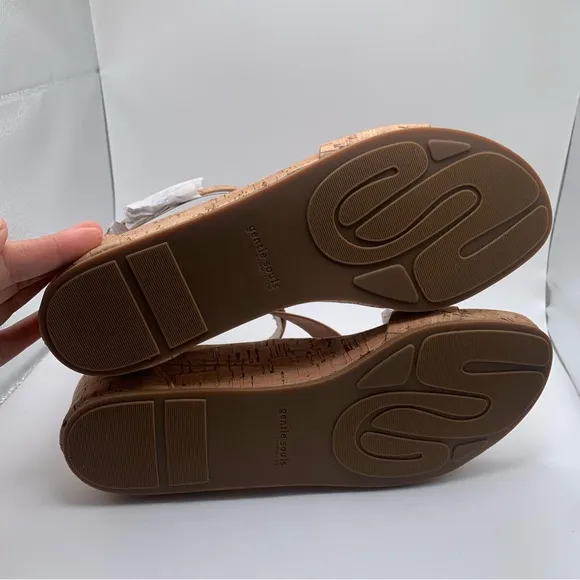 NWB Gentle Souls Women's Gwen Zipper Sandals size 10M slingback natural