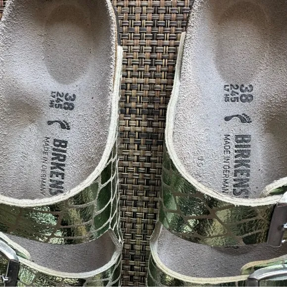 NWOB Birkenstock ARIZONA Micro Fibre Gator Gleam Green Sandals