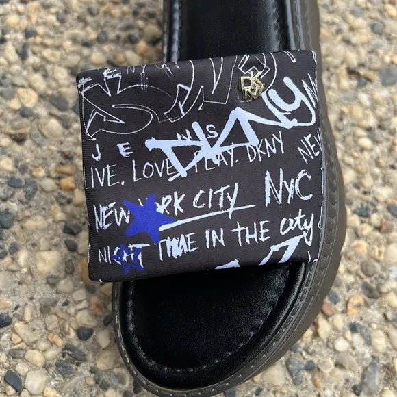 NWOB DKNY Clear Chunky Platform Slide Sandals