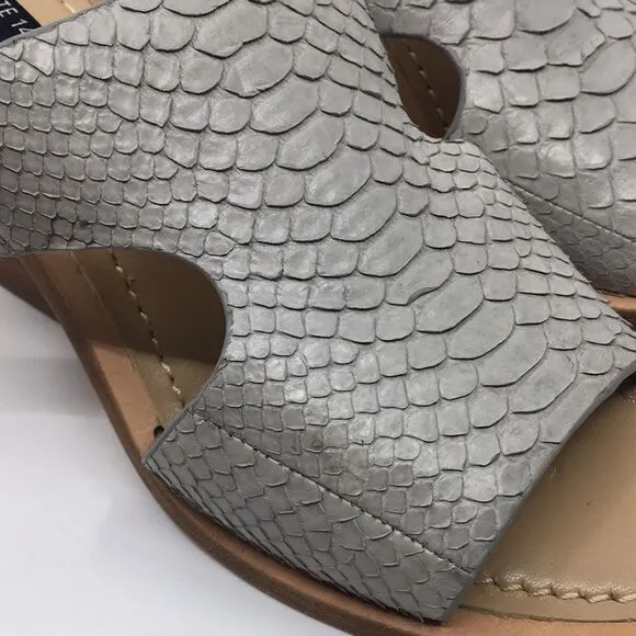 NWOB Lafayette 148 New York Cassidee Gray Snakeskin Sandals Sz 8M