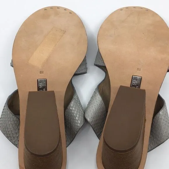 NWOB Lafayette 148 New York Cassidee Gray Snakeskin Sandals Sz 8M