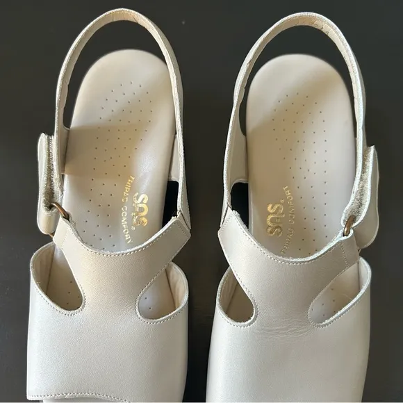 NWOB SAS Women's Suntimer Pearl Bone Heeled Strap Sandal, Size 8M