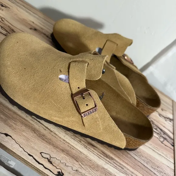 NWOT - Birkenstock Clog Buckle Sandals