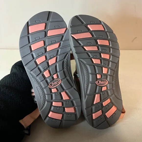 NWOT Chaco Eco Tread Burl Heather Pink &amp; Gray Sports Sandals
