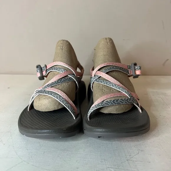 NWOT Chaco Eco Tread Burl Heather Pink &amp; Gray Sports Sandals