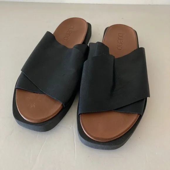 NWOT Free People Bueno Sadie Slip-On Black Leather Sandals Sz 40