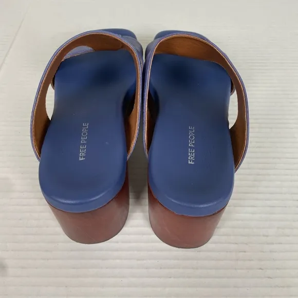 NWOT Free People Rosa Split Sole Clog Wedge Sandal Size 7 Old School Indigo