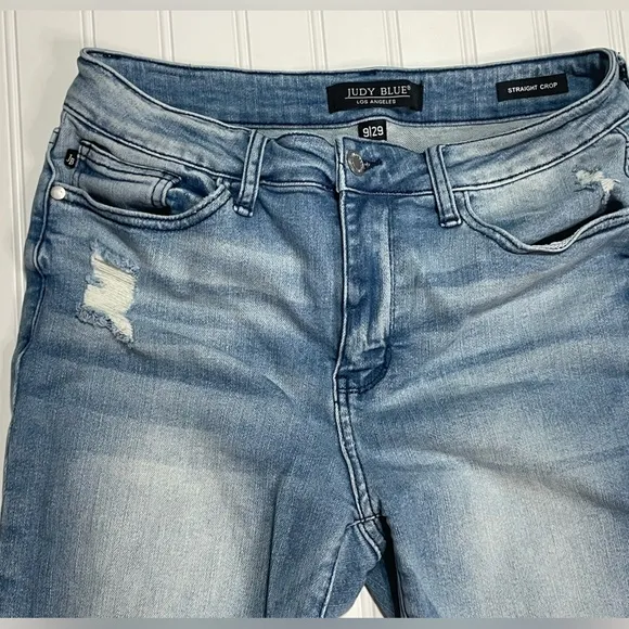NWOT Judy Blue Tinted Wash Mid-Rise Cropped Straight Jeans 20W