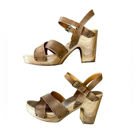 NWOT Kork-Ease Platform Light Brown Sandals – 10 M