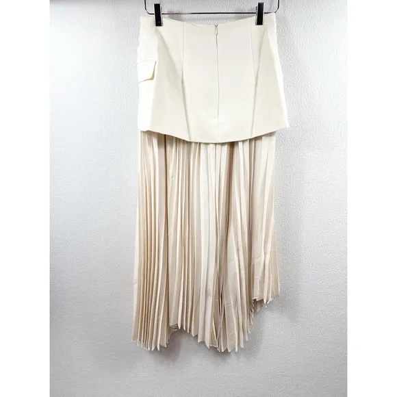 NWOT! Lanny Pleated Skirt – Ivory