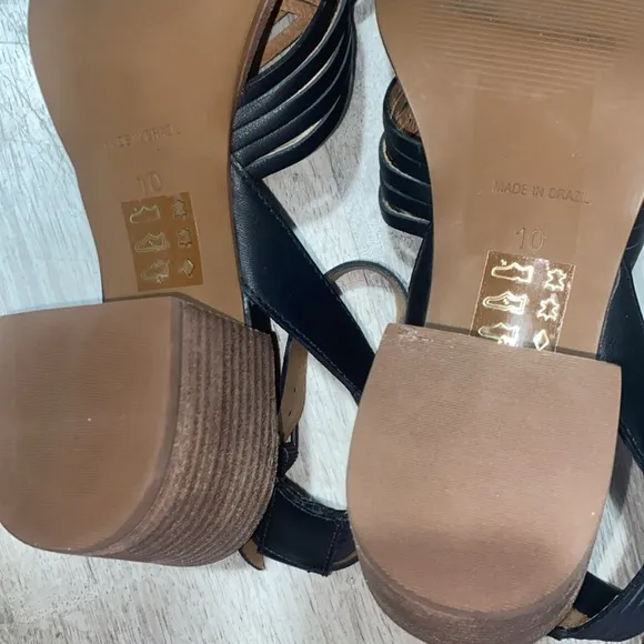 NWOT Madewell The Samira Sandal