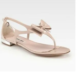 NWOT Miu Miu PRADA Nude Patent Leather Heel Bow Sandals