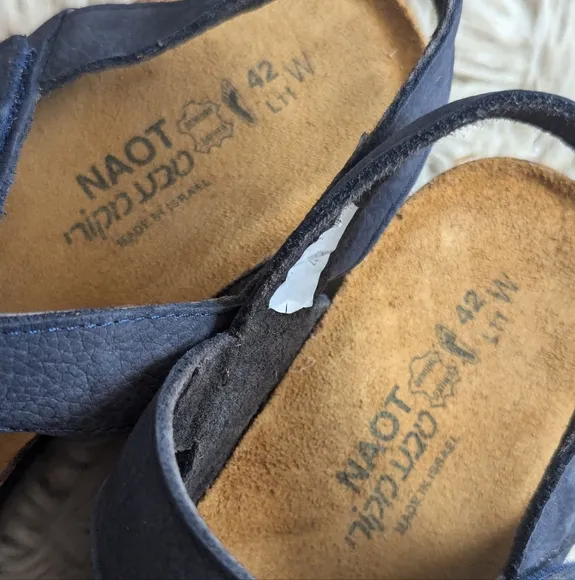 NWOT Naot Kayla Sandal in Navy Velvet Nubuck
