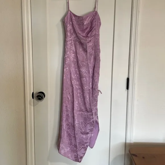 NWOT SAYLOR Gardenia Ruched Jacquard Midi Dress