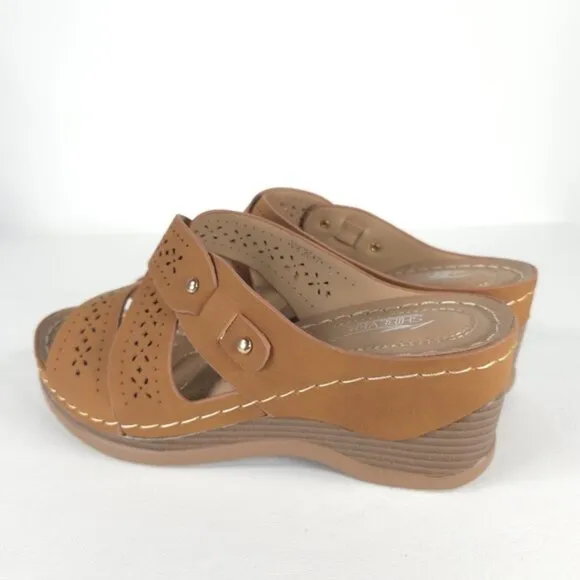NWOT SHIBEVER Low Comfortable Wedge Sandal Open Toe Slip On Size 39 US 8