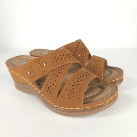 NWOT SHIBEVER Low Comfortable Wedge Sandal Open Toe Slip On Size 39 US 8