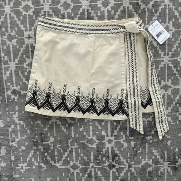 NWT 8 Free People Dream Away Wrap Ultra Mini Skirt Black embroidery scallops