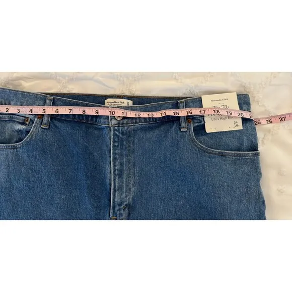 NWT Abercrombie &amp; Fitch Jeans 70's Vtg Flare 18S Ultra High Rise Split Hem