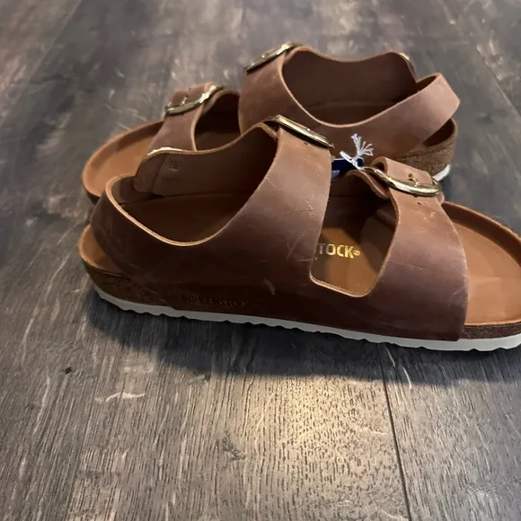 NWT Birkenstock Milano Big Buckle Oil Leather - Cognac