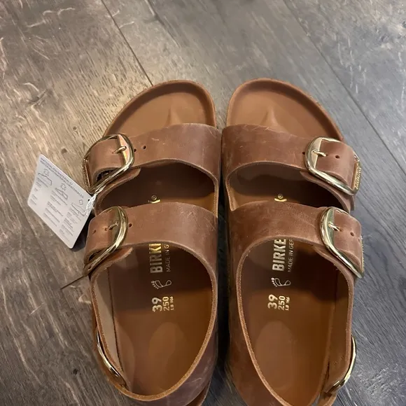 NWT Birkenstock Milano Big Buckle Oil Leather - Cognac