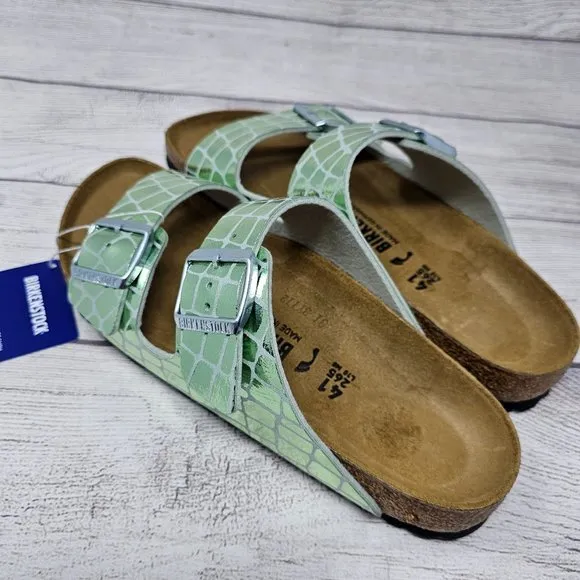 NWT Birkenstock Women's Arizona MF Gator Sandals Size‎ 10 Narrow