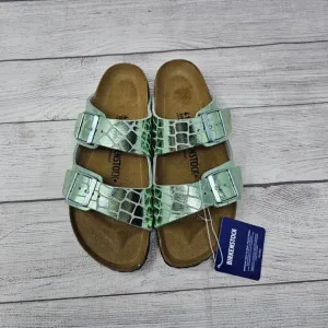 NWT Birkenstock Women's Arizona MF Gator Sandals Size‎ 10 Narrow