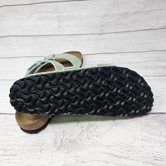 NWT Birkenstock Women's Arizona MF Gator Sandals Size‎ 10 Narrow