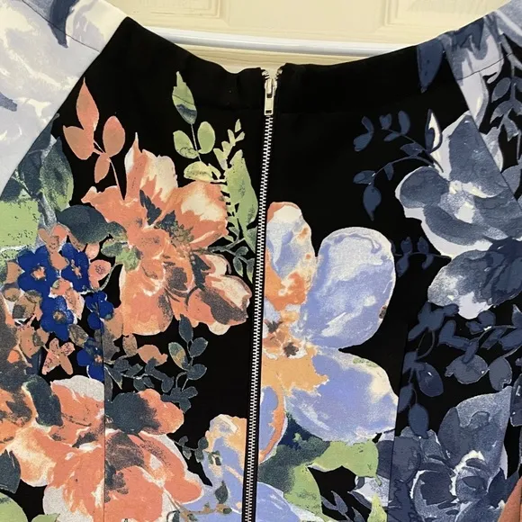 NWT Black Floral Off-Shoulders Dress Size 8