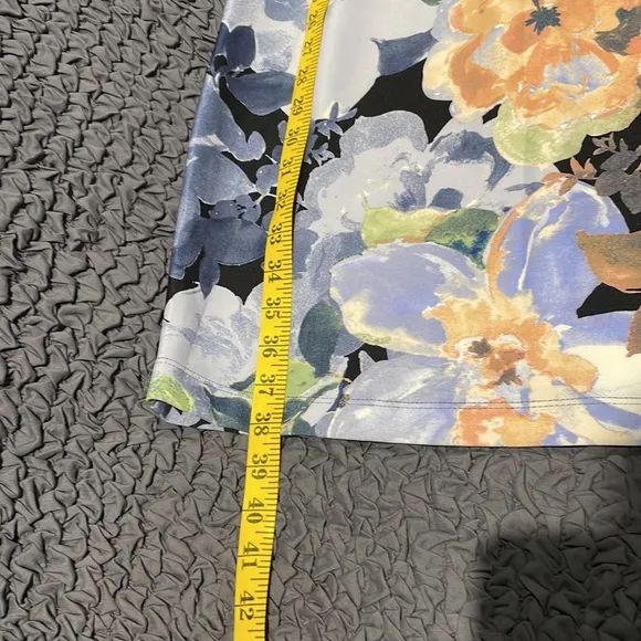 NWT Black Floral Off-Shoulders Dress Size 8