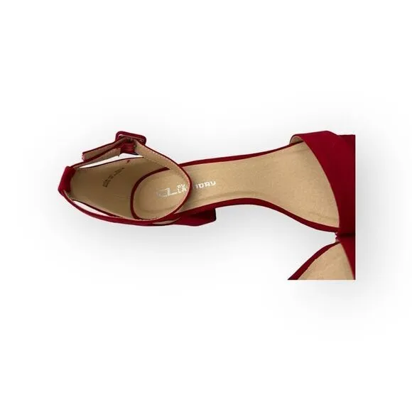 NWT CL By Laundry Womens Jody Super Suede Sandals Ruby Red Size 10M