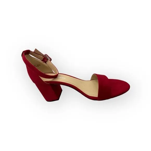 NWT CL By Laundry Womens Jody Super Suede Sandals Ruby Red Size 10M