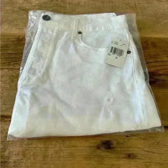 NWT Edyson Delon High Rise Shorts, White, Distressed, Fringe~Sizes 29 &amp; 30