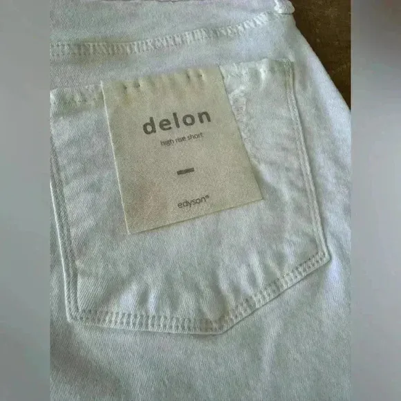 NWT Edyson Delon High Rise Shorts, White, Distressed, Fringe~Sizes 29 &amp; 30