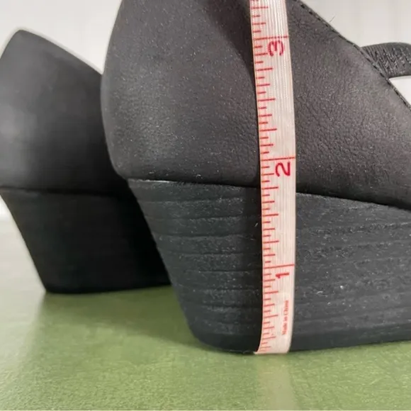 NWT Eileen Fisher POET Wedge Sandals in Black Tumbled Nubuck Leather