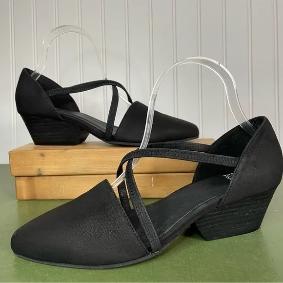 NWT Eileen Fisher POET Wedge Sandals in Black Tumbled Nubuck Leather
