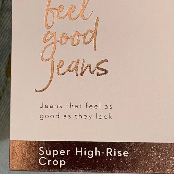 NWT LC Super High Rise Cropped Blue Jeans Size 8