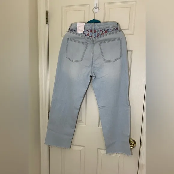 NWT LC Super High Rise Cropped Blue Jeans Size 8