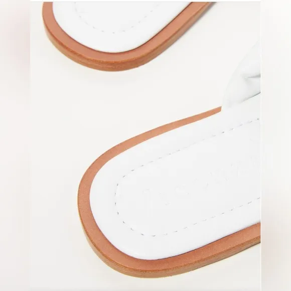 NWT Puffy Double Knot Slide Sandals