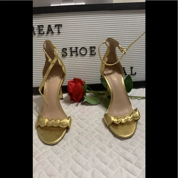 NWT  Rachel Zoe Los Angeles Ava Stiletto gold Sandals