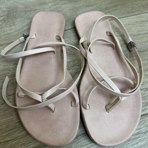 NWT Schutz Women's Pink Sandals