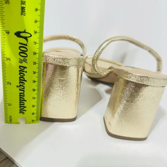 NWT Steve Madden Block Heel Sandal Lilah Minimalist Strappy Square Toe Gold 9